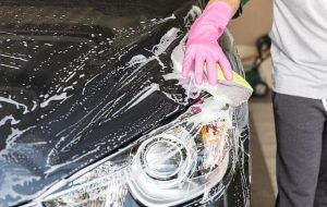 Karcher visokotlačni čistilci nam pomagajo pri čiščenju avtomobila